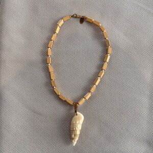 Vintage Miriam Haskell Shell Pendant Necklace